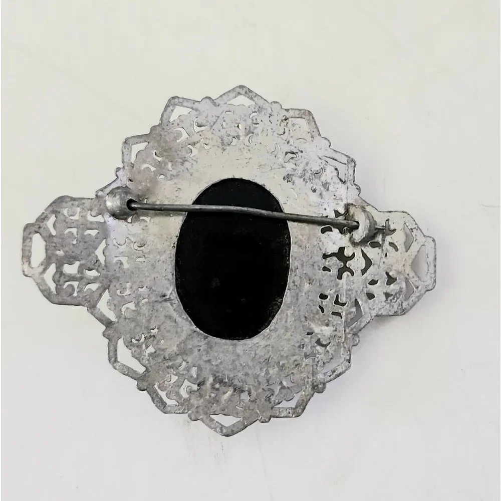 Vintage cameo brooch